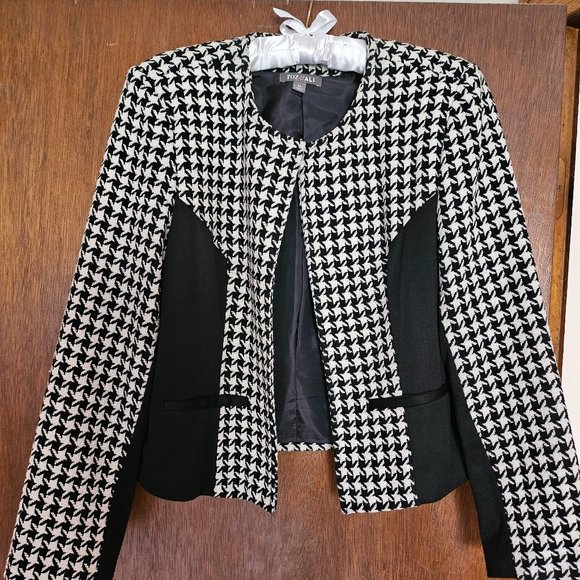 Large Houndstooth with black color block cropped blazer - Size XL - Picture 1 of 3